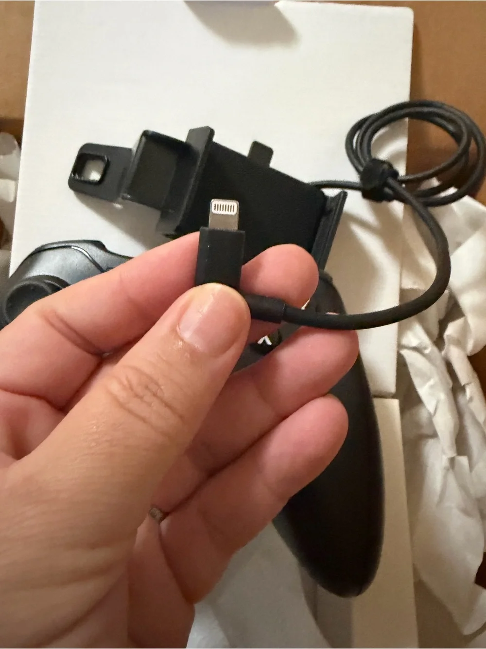 Wireless Black Mobile Controller with Phone Mount